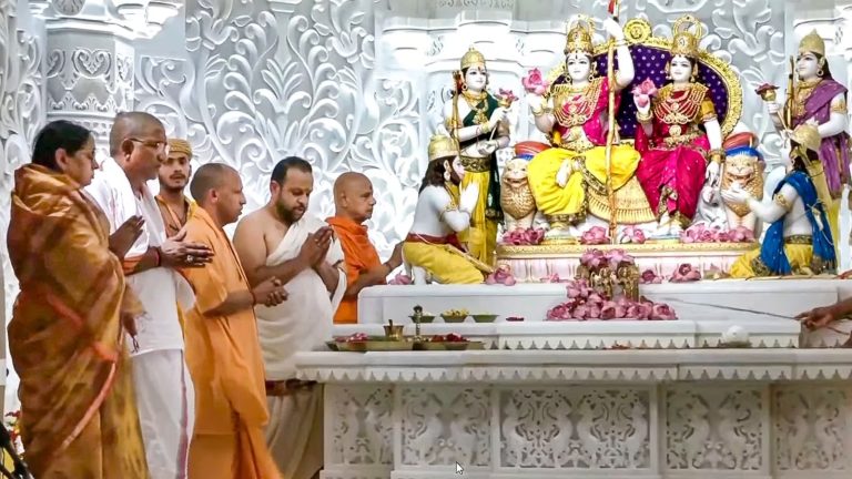 Ram Mandir Pran Pratishtha: History created in Ayodhya! CM Yogi did the Pran Pratishtha of the grand Ram Darbar, cheers resonated