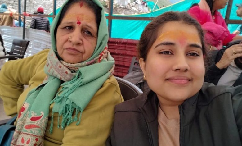 UP Bijnor News: Tragic death of grandmother and daughter in helicopter crash in Uttarakhand