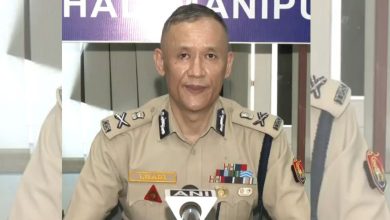 Manipur News: मणिपुर पुलिस को बड़ी कामयाबी, इंफाल घाटी में बड़ी मात्रा में हथियार बरामद