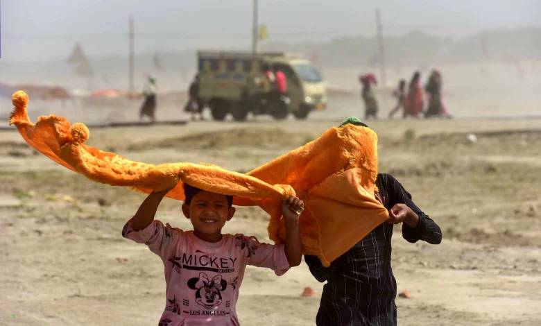 Weather changed across the country, severe heat continues in North India, monsoon became active in South and Northeast