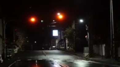 Darkness spreads on the roads of the city, danger increases due to non-functioning street lights!