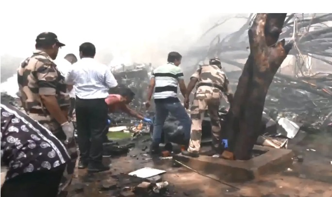 Wave of mourning in the country over Ahmedabad plane crash, leaders and common people shared their pain