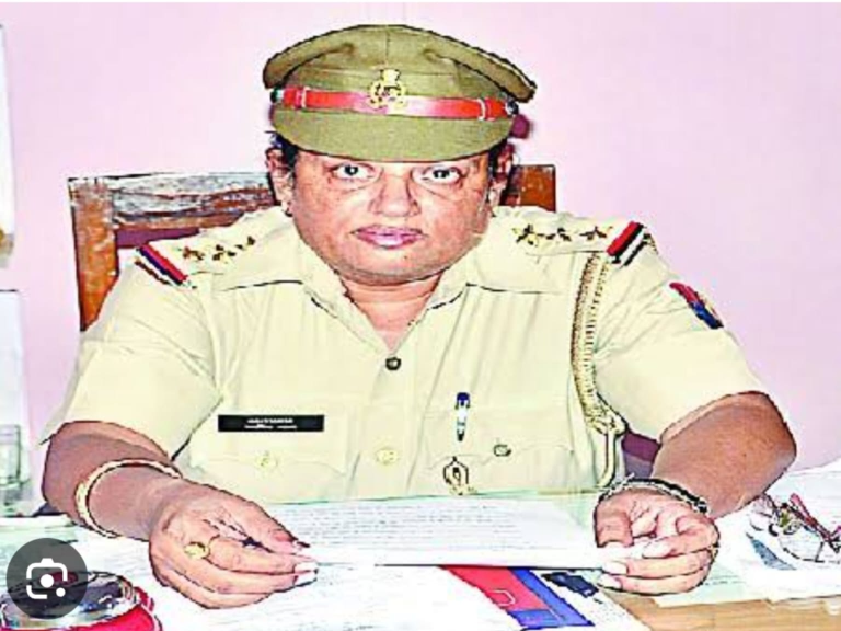 Meerut Crime News: Inspector with 'income of 8 paise, expenditure of one rupee'! Secret of property worth 100 crores revealed