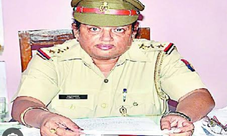 Meerut Crime News: Inspector with 'income of 8 paise, expenditure of one rupee'! Secret of property worth 100 crores revealed