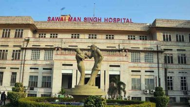 Jaipur SMS Hospital: A 210 cm long clump of hair came out of the stomach of a 14 year old girl in Jaipur, even the doctors were stunned