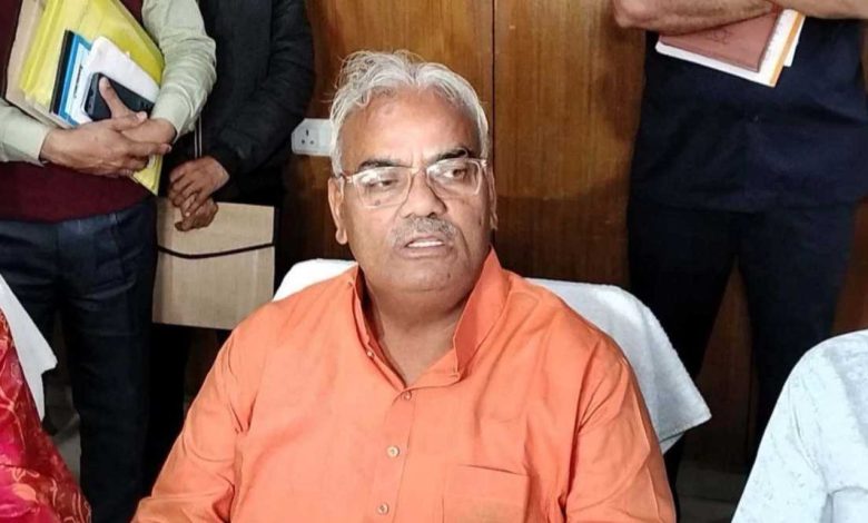 Rajasthan: Attempt to bribe Education Minister Madan Dilawar, teacher placed envelope on table during press conference, arrested