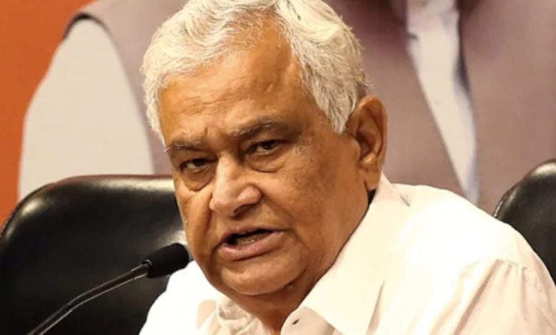 Kirodi Lal Meena: Fertilizer scam in Rajasthan, Agriculture Minister Kirodi Lal Meena suspended 11 officers
