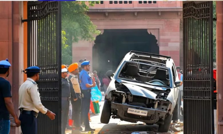 Rajasthan Assembly Gate Crash: High speed car collided with Rajasthan Assembly gate, gate number-3 damaged, police registered a case