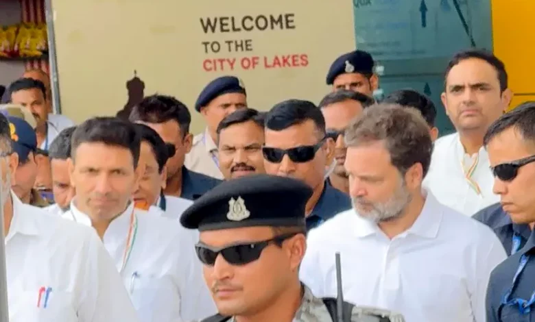 Rahul Gandhi Bhopal Visit: Rahul Gandhi received a grand welcome in Bhopal, tremendous enthusiasm seen among supporters
