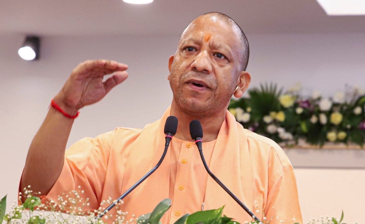 CM Yogi Latest News: CM Yogi roared from Azamgarh, Changur Baba messed with Hindu daughters, now he will not be spared!