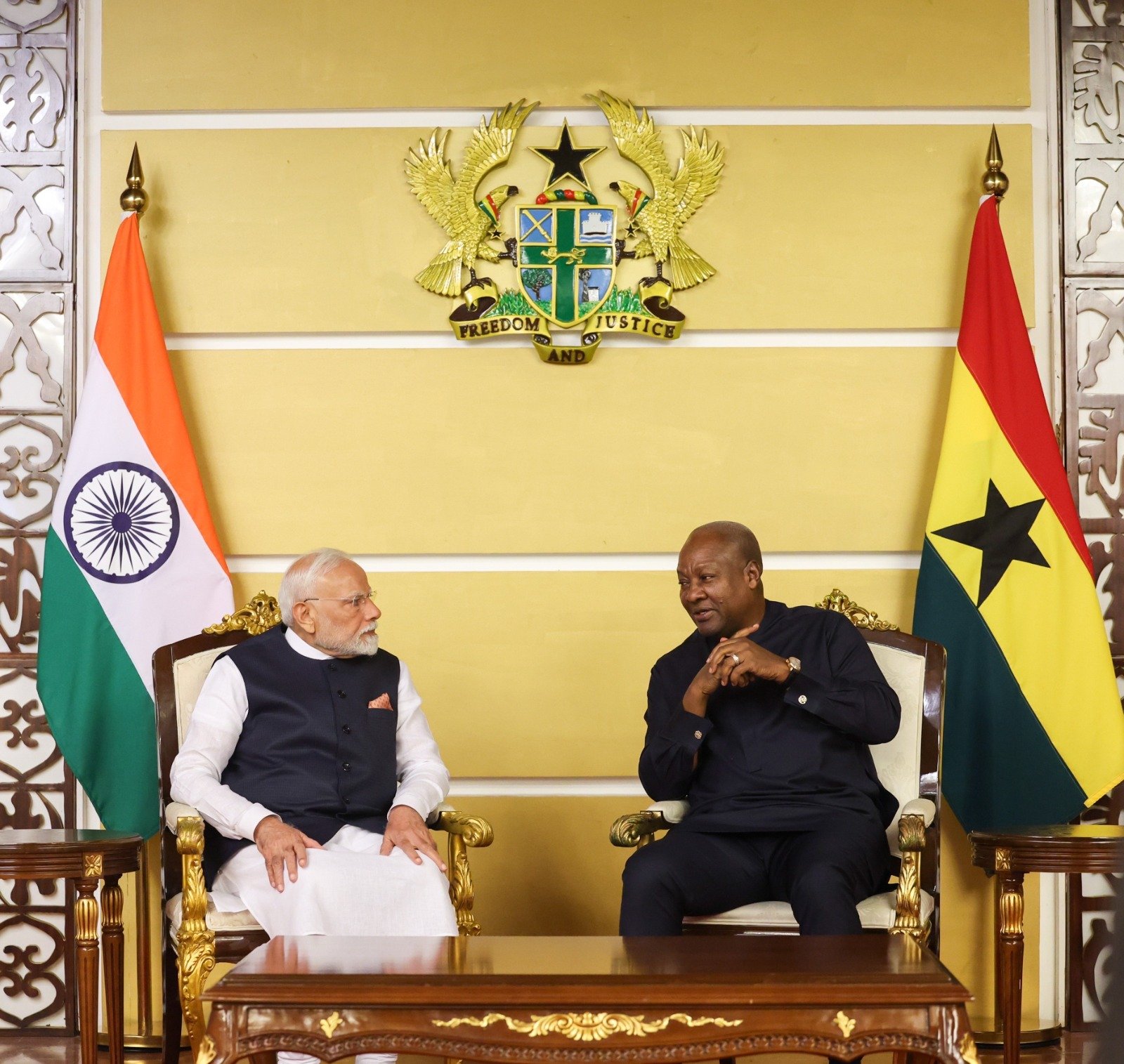 PM Modi in Africa: PM Modi met President Mahamaya, both countries signed important agreements