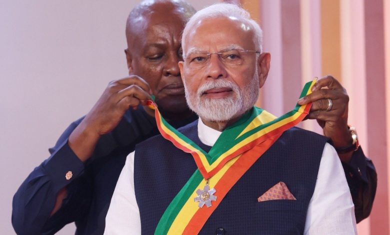PM Modi Global Awards: PM Modi received Ghana's national honour, many countries have honoured him so far