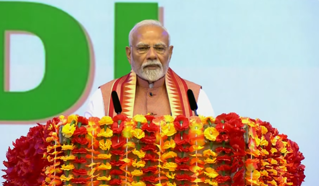 PM Modi Trinidad-Tobago visit: PM Modi arrived among Indians in Trinidad and Tobago, said- you are the ambassadors of India's values ​​and heritage