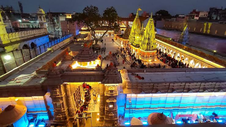 Kashi Vishwanath Temple: Plastic containers will no longer be allowed in Baba Vishwanath Dham in Varanasi, the temple administration will do this work in the month of Sawan