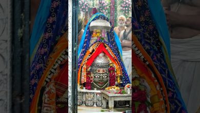 Shravan Somwar Ujjain: Baba Mahakal woke up at 2.30 am to give darshan to the devotees, did a beautiful decoration on the first Monday of Sawan