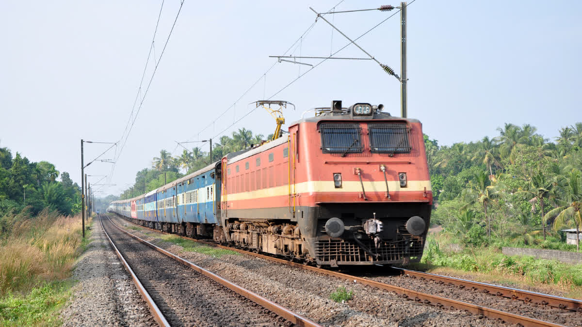 Train travel has become expensive from July 1, Railways has increased the fare, know how much impact will be on which coaches
