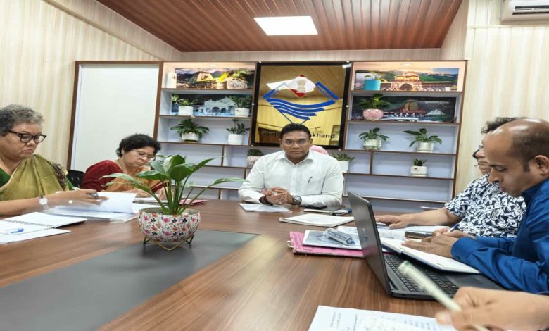 Monitoring teams of de-addiction centres will be formed in every district