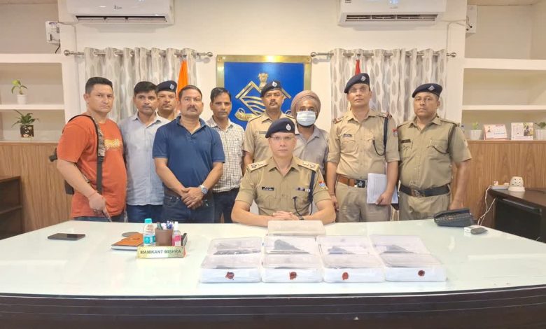 Big success of STF and police in Rudrapur, 8 automatic pistols recovered