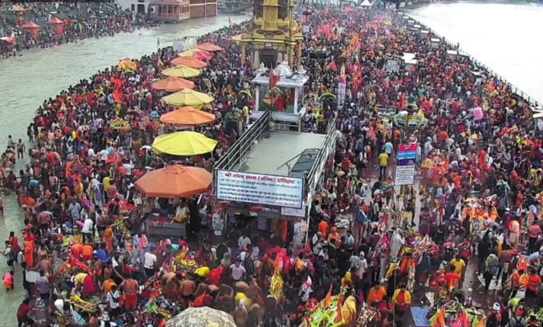 Kanwar Yatra Haridwar: Kanwar fair in Haridwar is at its last stage, police alert due to the crowd of Kanwariyas