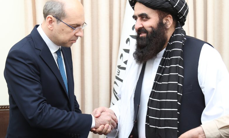 Russia Taliban News: रूस बना तालिबान सरकार को मान्यता देने वाला पहला देश, वैश्विक राजनीति में एक बड़ा बदलाव