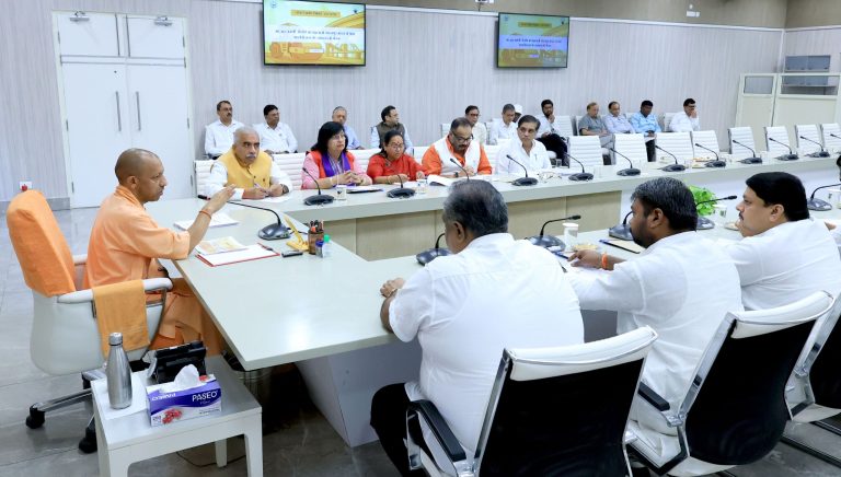 CM Yogi Adityanath: कानपुर मंडल बनेगा विकास का अग्रदूत