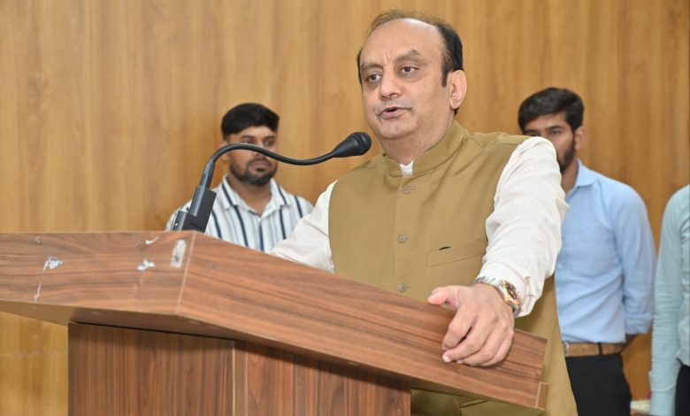 Sudhanshu Trivedi on Congress