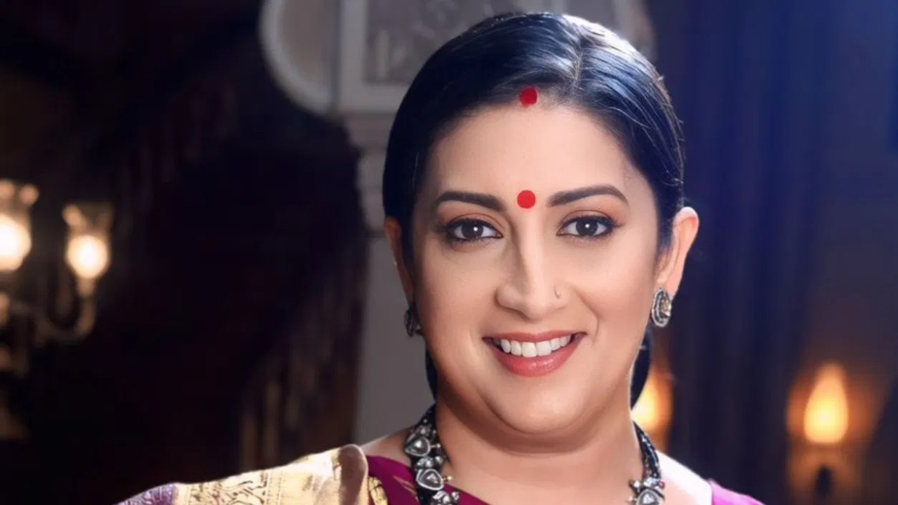 Smriti Irani: Smriti Irani will return to acting after 12 years, first look out