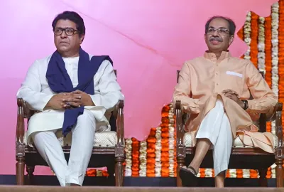 Maharashtra politics: Earthquake in Maharashtra politics! Raj-Uddhav together after 20 years, slogan echoed - 'We are together, we will stay together!'