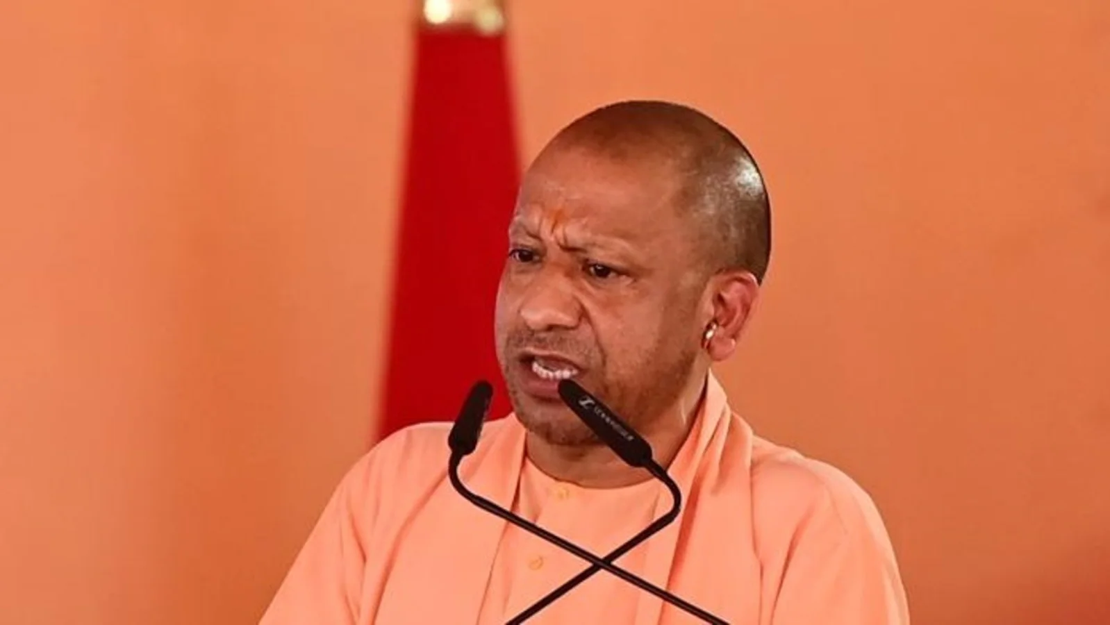 UP Politics: Second Azamgarh visit in 20 days, what is the meaning of CM Yogi's visit.. which 7 districts are in focus
