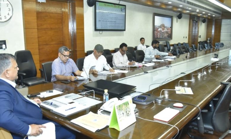 UP News: उत्तर प्रदेश में हाईटेक नर्सरी स्थापना की प्रगति की मुख्य सचिव ने की समीक्षा