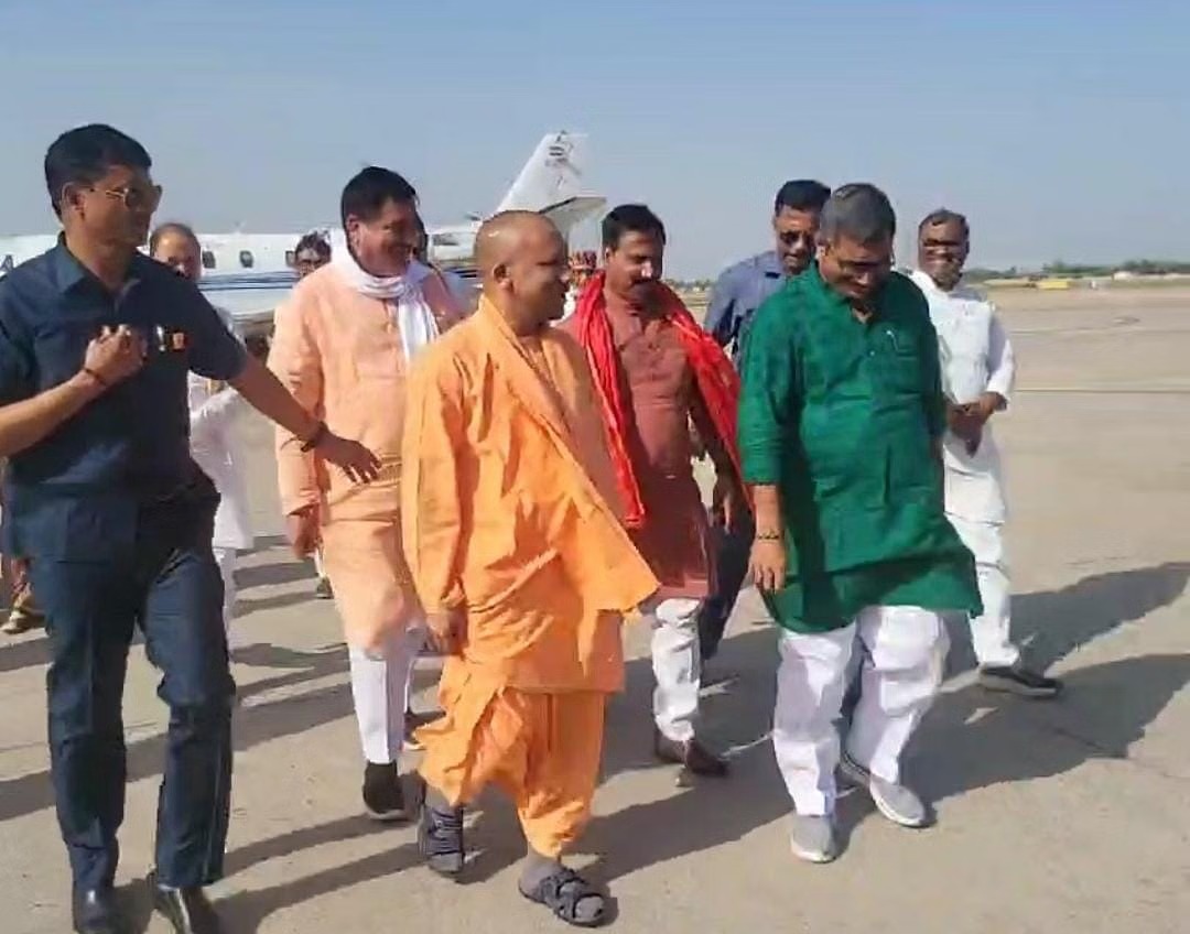 Up Varanasi News: CM Yogi's big visit to Varanasi! Instructions to speed up the work of the tourist center