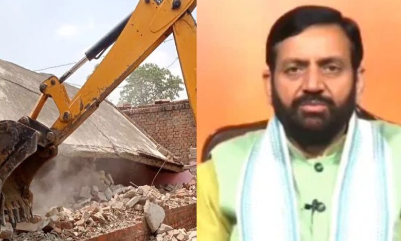 Faridabad News: पचास साल से बसे परिवार, अब बेघर होने का खतरा, लोग डरे-सहमे