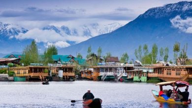 Srinagar Trip: पर्यटन का नया केंद्र बना श्रीनगर का लाल चौक, जानें घूमने की जगहें