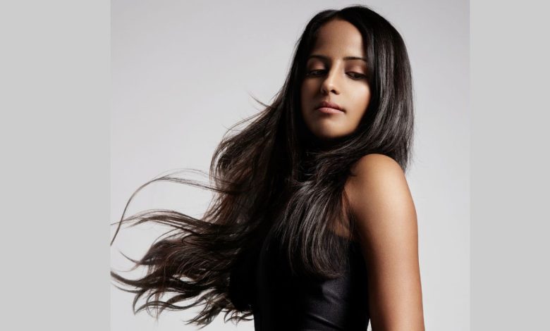 Fast Hair Growth Remedy: बढ़ानी है बालों की ग्रोथ तो बस नारियल तेल के साथ मिला लें ये चमत्कारी चीजें
