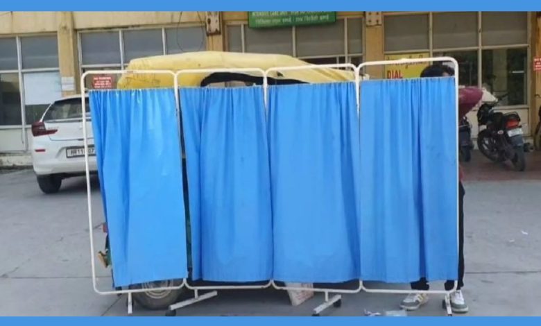 Panipat News: एक ने ई-रिक्शा में महिला ने दिया बच्चे को जन्म, तो दूसरी का अस्पताल के गेट पर हुआ प्रसव