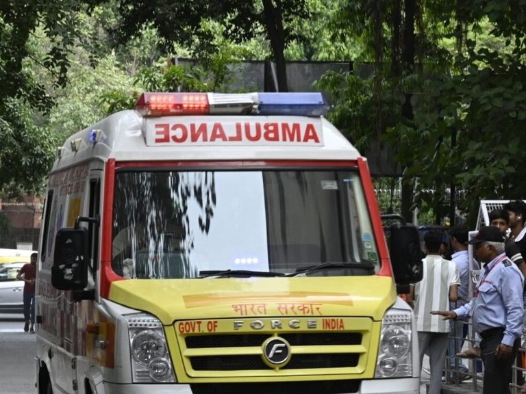 ambulance_1753489403445_1753489422351