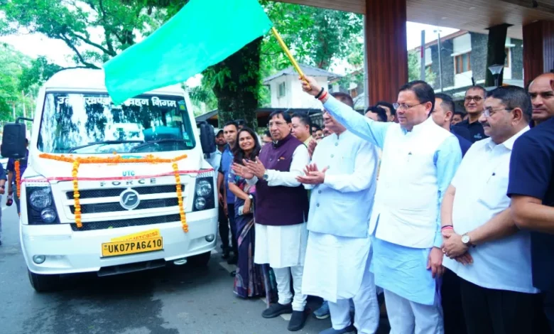 Tourism will get a new dimension in Uttarakhand, CM Dhami flagged off 20 new AC tempo traveler buses