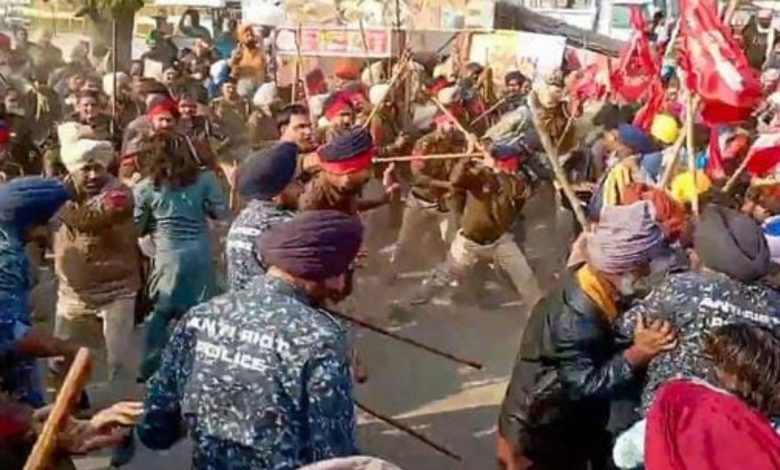 Khatushyamji Viral Video: Lathicharge ruckus again in Khatushyamji, video of clash between devotees and shopkeepers goes viral