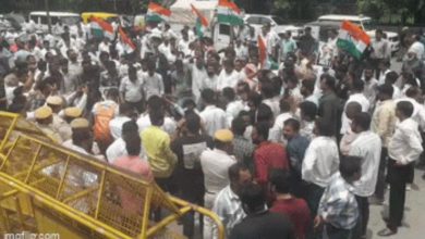 Rajasthan Politics: Congress's fierce protest in Udaipur, demand for action against SHO Dinesh Patidar