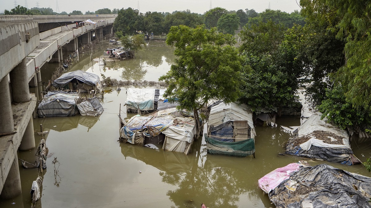 Up Weather Update: Temples drowned, bridges washed away…. Monsoon wreaked havoc in UP; Red alert issued in 34 districts