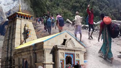 Kedarnath Yatra 2025: Landslide jams Kedarnath road, hundreds of devotees trapped in debris for 9 hours