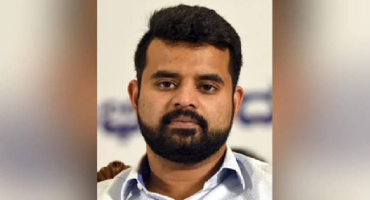 Prajwal Revanna Sex Scandal: Former Prime Minister Deve Gowda's grandson Prajwal Revanna found guilty in rape case, started crying in the court
