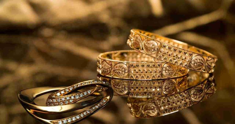 Gold Rate Fall: Gold suddenly became cheaper, know what is the new rate of 10 grams now?