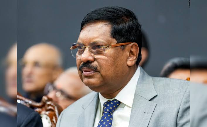 Stray Dogs Issue: CJI BR Gavai will look into the matter, decisions of 2 benches of the Supreme Court will be considered