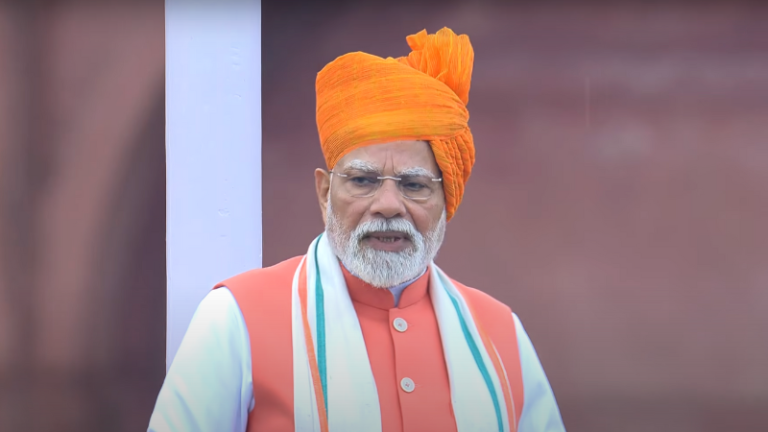 Modi Independence Day Speech: Blood and water cannot flow together... PM Modi's warning to Shahbaz Sharif who threatened Sindh
