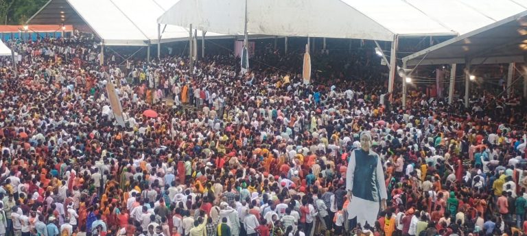 PM Modi Bihar visit: Huge crowd gathered in PM Modi's public meeting in Gaya, gave the gift of development worth 13 thousand crores to the people of Bihar