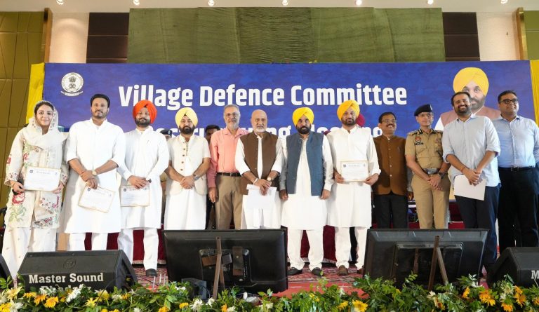 Punjab Government: नशे के खिलाफ पंजाब सरकार की नई पहल, घर-घर जाकर करेंगे जागरूकता अभियान