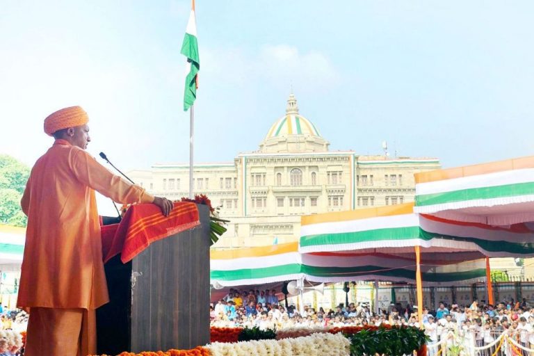 Independence Day 2025: CM Yogi congratulated on Independence Day, said- let's make the dream of 'developed India' come true together