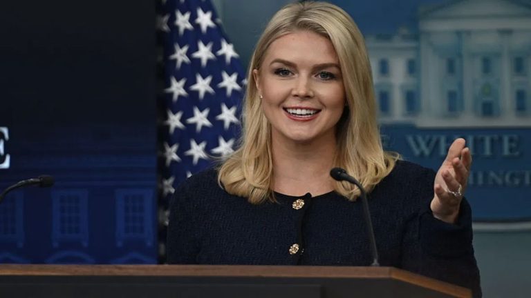Trump Lips Weapon: Who is that White House press secretary? Whose lips Trump called a 'weapon', know here