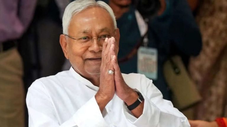 Bihar pension scheme: Rain of happiness in Bihar, CM Nitish sent pension amount to the accounts of 1 crore 12 lakh people